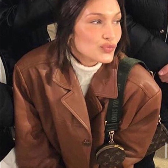 Meet your Posher, Serena - Picture 1 of 1